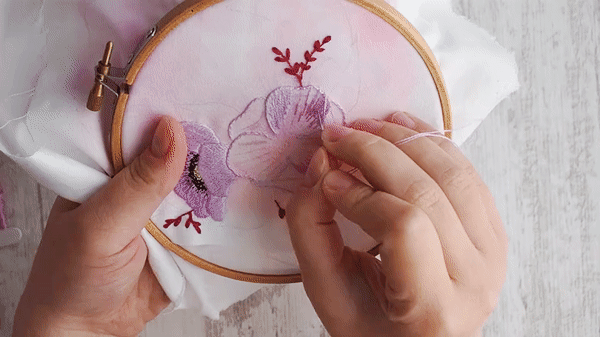 Dreamy Embroidery with Amina: Learn the Art of Creating Charming Needle Painting Pieces